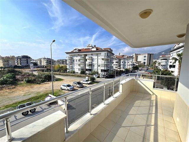 Просторная квартира 2+1 в центре района Оба