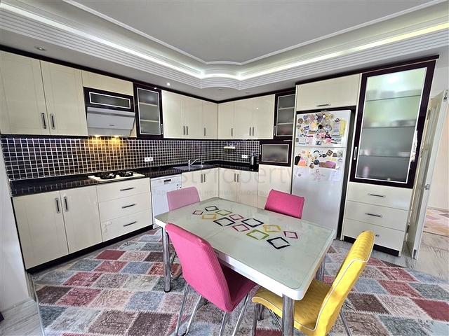 Просторная квартира 2+1 в центре района Оба