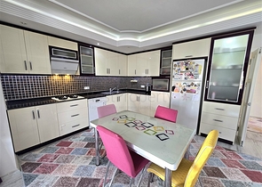 Просторная квартира 2+1 в центре района Оба