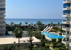 Квартира 3+1 на первой линии с видом на море