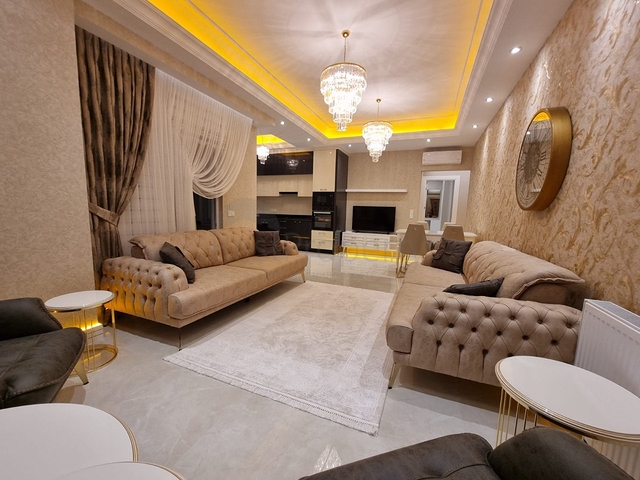 Просторная квартира 2+1 в новом комплексе района Махмутлар