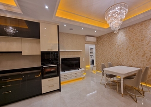 Просторная квартира 2+1 в новом комплексе района Махмутлар