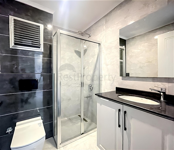 Квартира планировкой 1+1 в современном комплексе в районе Оба