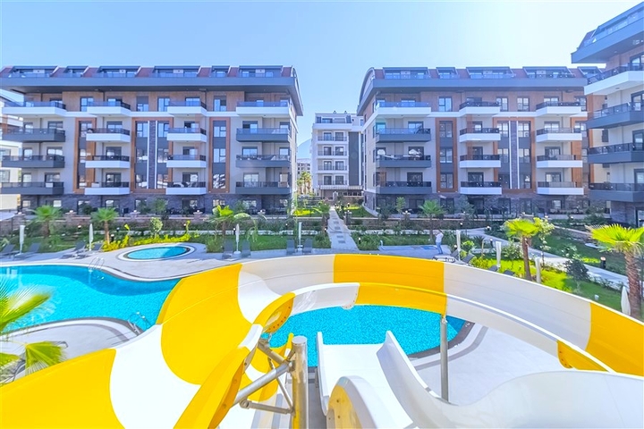 Квартира планировкой 1+1 в современном комплексе в районе Оба