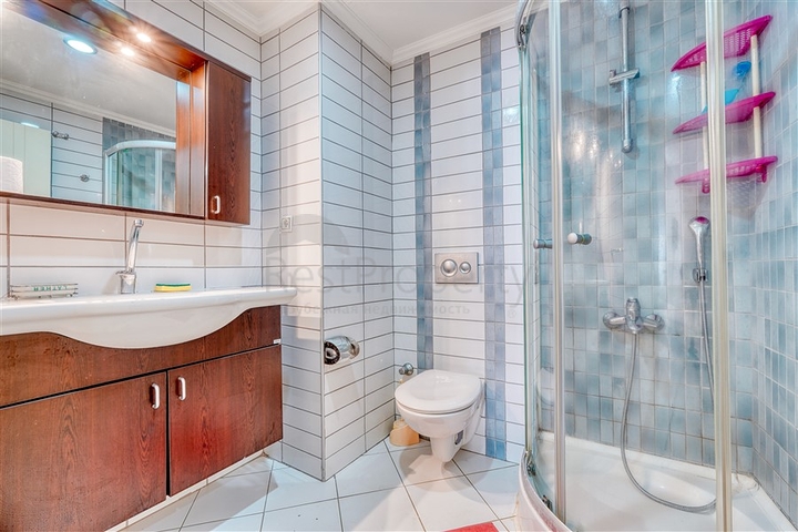 Трехкомнатная квартира с мебелью в районе Махмутлар