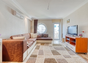 Трехкомнатная квартира с мебелью в районе Махмутлар