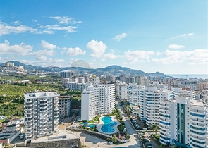 Трехкомнатная квартира с мебелью в районе Махмутлар