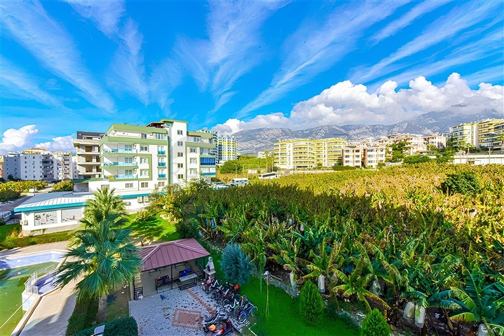 Просторная квартира 1+1 в 400 м от моря в районе Махмутлар