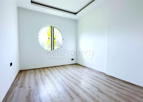 Квартира планировки 3+1 в районе Оба