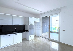 Квартира планировки 3+1 в районе Оба