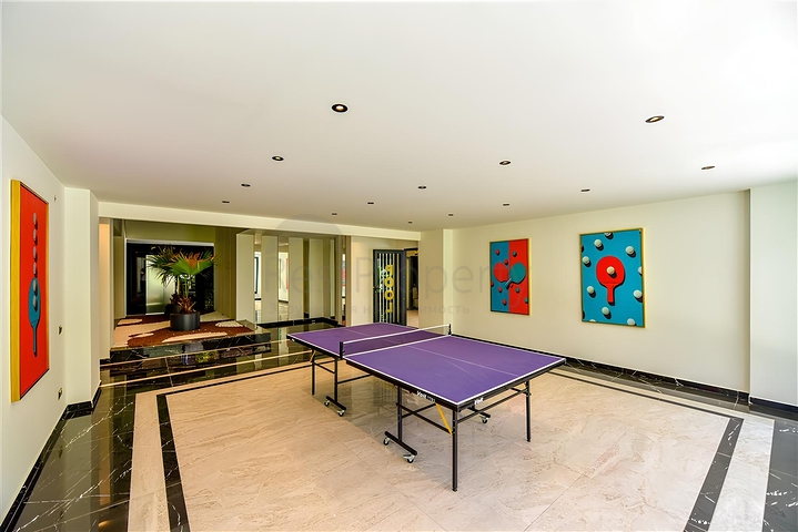 Квартира 1+1 в комплексе премиум класса в центре Алании 