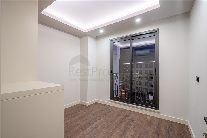 Квартира 3+1  в новом комплексе в районе пляжа Клеопатра