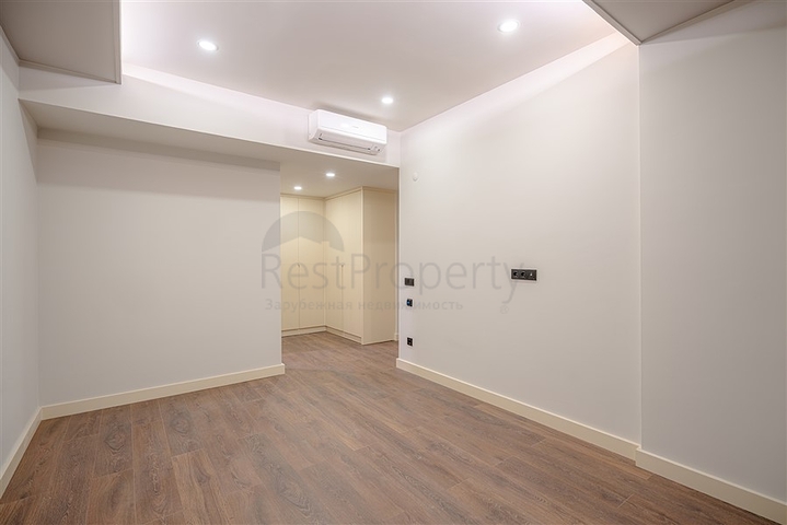 Квартира 3+1  в новом комплексе в районе пляжа Клеопатра