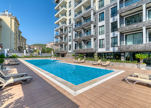 Квартира 3+1  в новом комплексе в районе пляжа Клеопатра