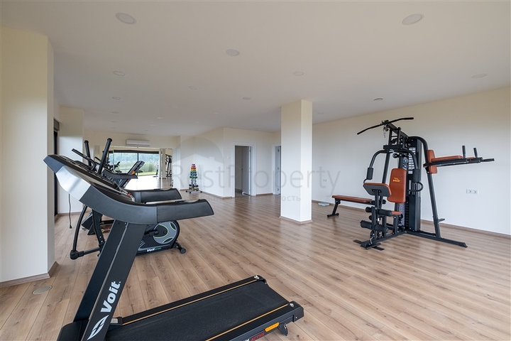 Просторная квартира 3+1 в центре Алании