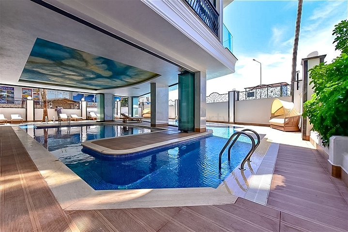 Пентхаус 4+1 с видом на море на первой береговой линии