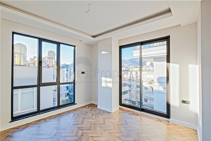 Пентхаус 3+1 в новом комплексе на первой береговой линии в Алании