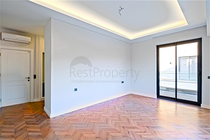 Пентхаус 3+1 в новом комплексе на первой береговой линии в Алании