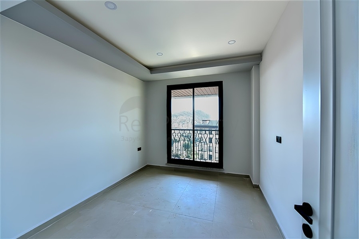 Трехкомнатный пентхаус в новом комплексе с видом на море