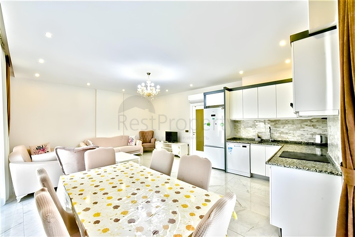 Квартира планировкой 2+1 в центре Алании