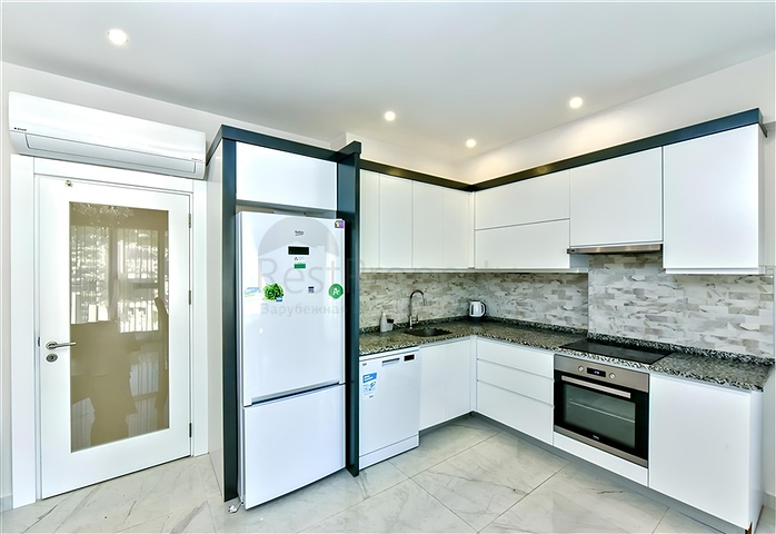 Квартира планировкой 2+1 в центре Алании