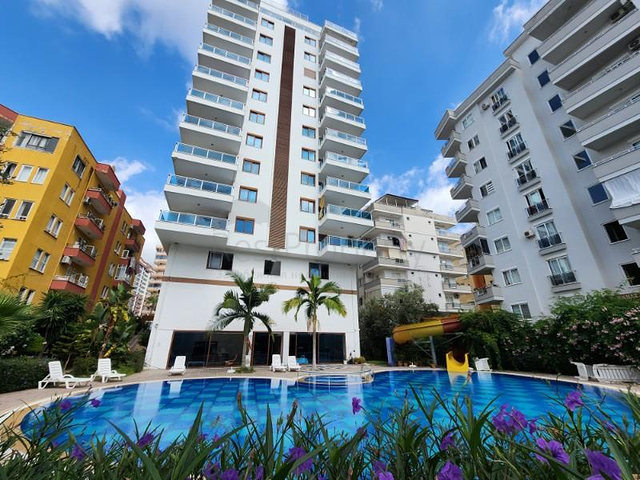 Двухкомнатная квартира с мебелью в 200 м от моря