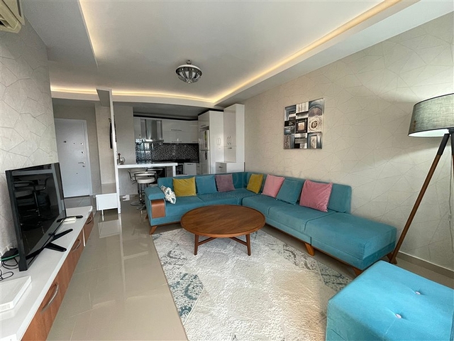 Двухкомнатная квартира с мебелью в 200 м от моря