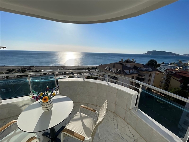 Квартира 2+1 на первой линии с видом на море