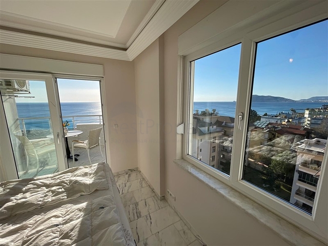 Квартира 2+1 на первой линии с видом на море