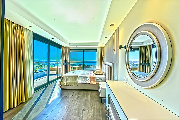 Комплекс роскошных вилл с видом на море в Авсалларе