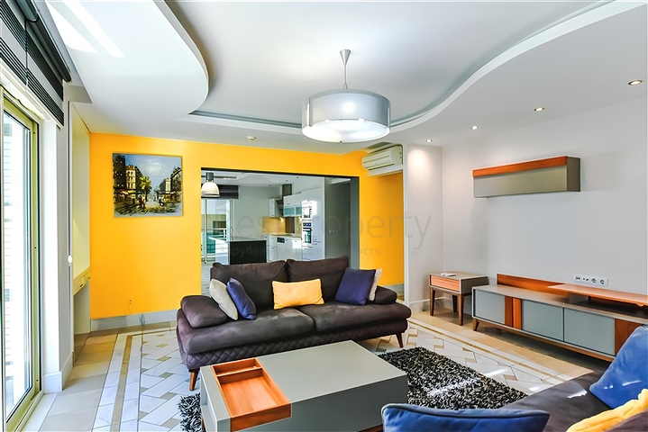 Меблированная квартира 4+1 в шаговой доступности от пляжа Клеопатра