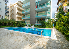 Меблированная квартира 4+1 в шаговой доступности от пляжа Клеопатра