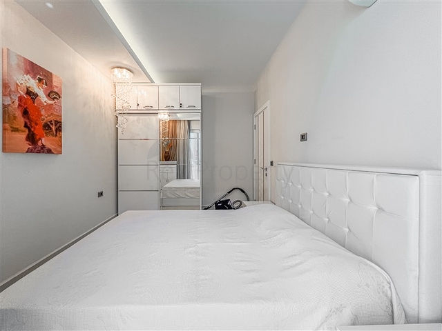 Двухкомнатная квартира в одном из лучших комплексах Махмутлара 