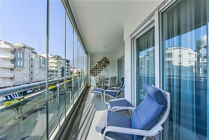 Трехкомнатная квартира на аренду только на длительный срок