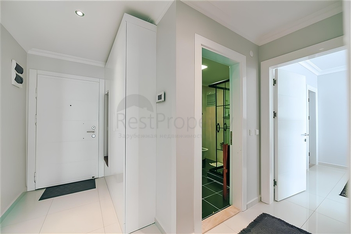 Трехкомнатная квартира на аренду только на длительный срок