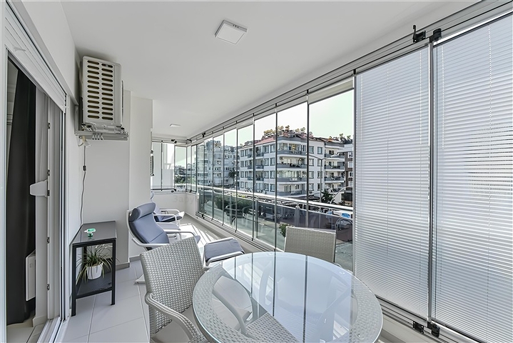 Трехкомнатная квартира на аренду только на длительный срок