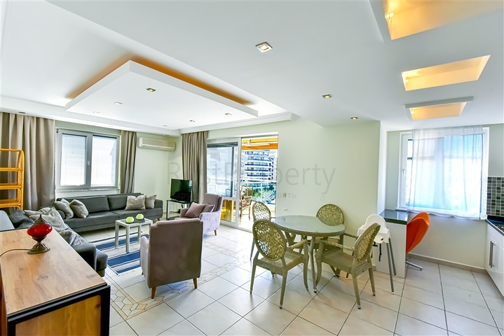 Меблированная 2+1 в Тосмуре в 200 м от моря