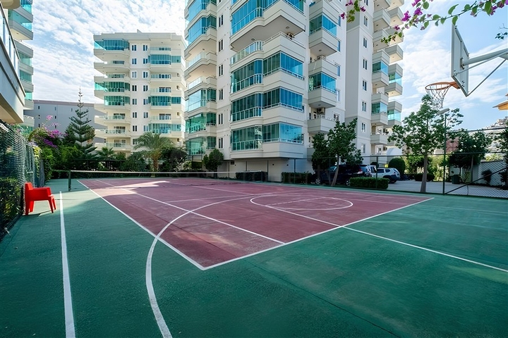 Меблированная 2+1 в Тосмуре в 200 м от моря