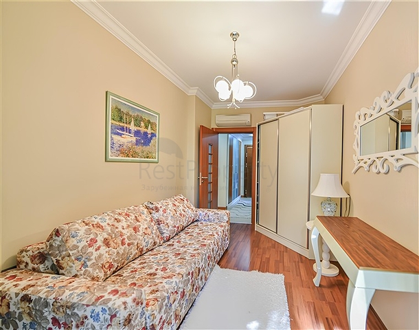 Квартира 3+1 в комплексе на первой береговой линии собственным пляжем