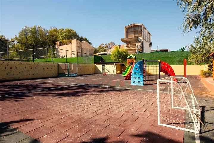 Квартира 3+1 в комплексе на первой береговой линии собственным пляжем