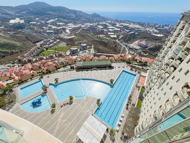 Квартира 2+1 в доме с отельной инфраструктурой в районе Каргыджак