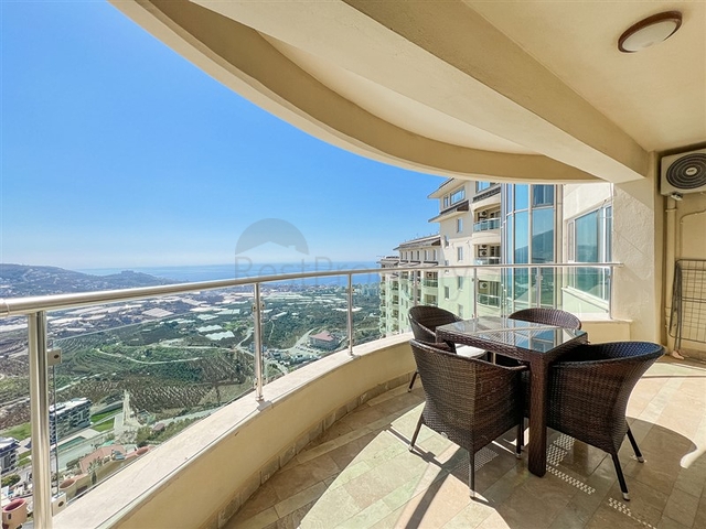 Квартира 2+1 в доме с отельной инфраструктурой в районе Каргыджак