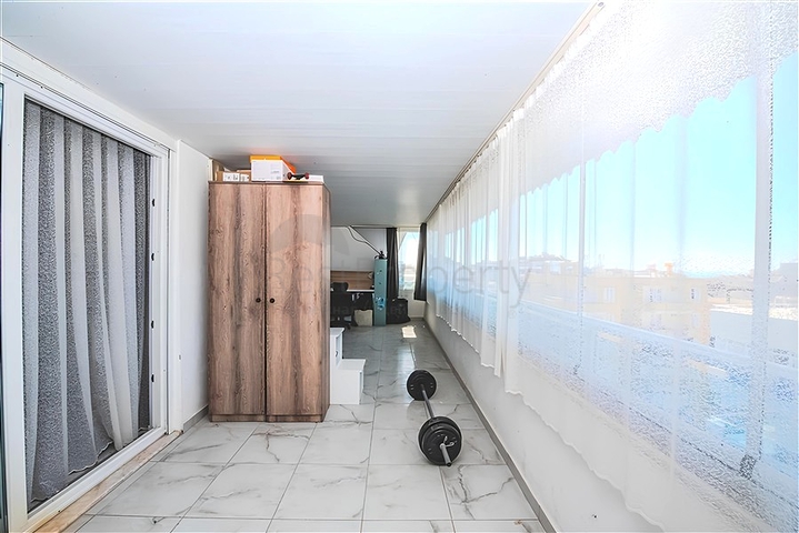 Трехкомнатная квартира в районе Махмутлар в 400 м от моря