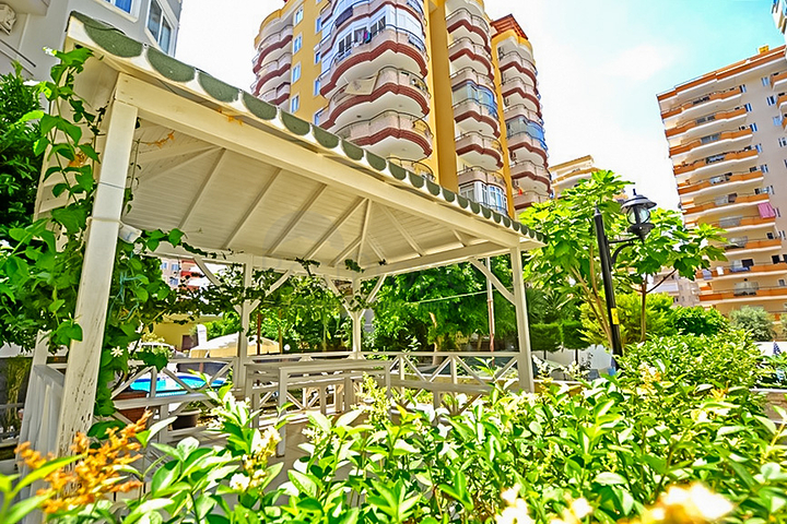 Трехкомнатная квартира в районе Махмутлар в 400 м от моря