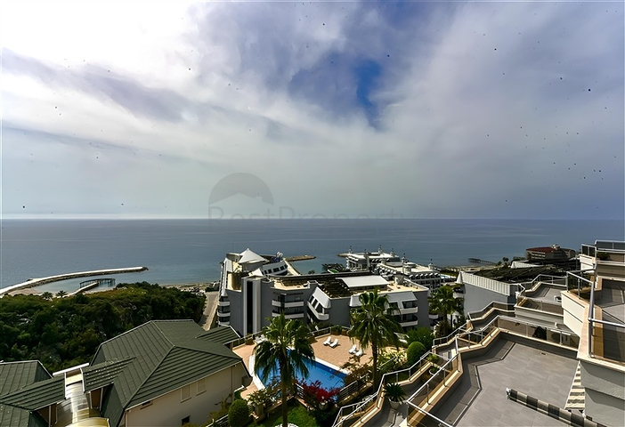 Роскошная квартира с видом на море и полной инфраструктурой в сердце Конаклы 