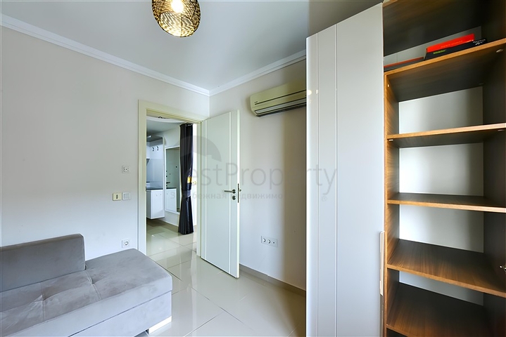 Роскошная квартира с видом на море и полной инфраструктурой в сердце Конаклы 