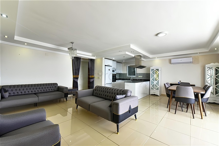 Роскошная квартира с видом на море и полной инфраструктурой в сердце Конаклы 