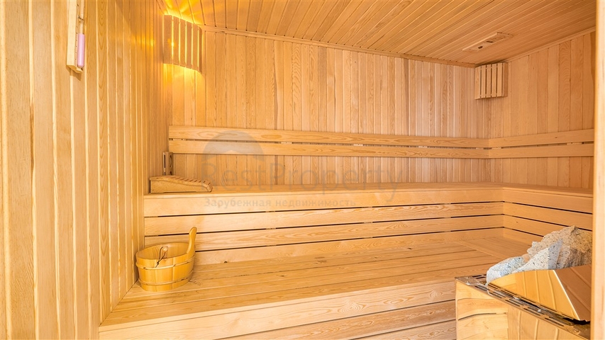 Просторный пентхаус 3+1 в Махмутларе