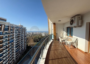 Квартира планировки 1+1 с мебелью 