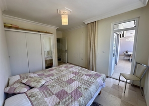 Трехкомнатная квартира в районе Оба